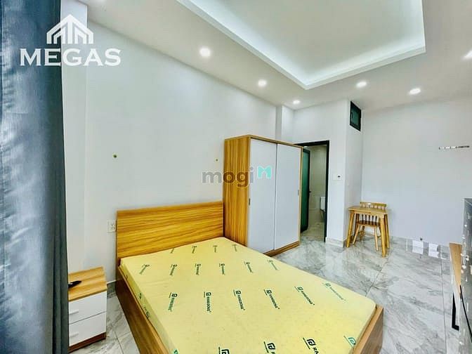 Hình ảnh Siêu Phẩm Studio Ban Công Tách Bếp Máy Giặt Riêng Ngay Chu Văn An