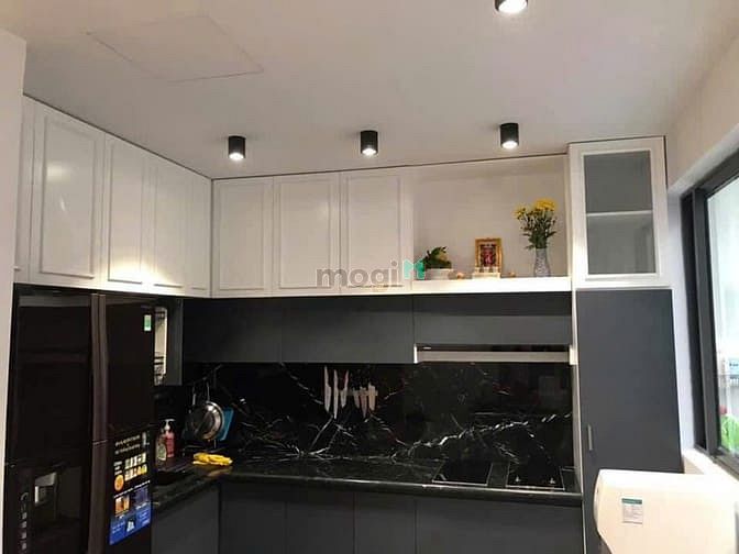 Hình ảnh Cho thuê căn biệt thự góc Nine South khu compound 4PN 4WC 32tr/th.