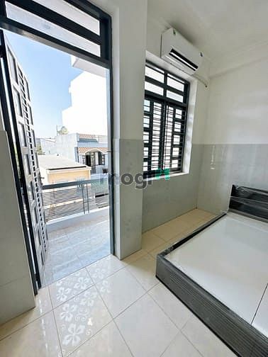 Hình ảnh Tên Lửa kéo dài hướng Aeon Mall, Phú Lâm