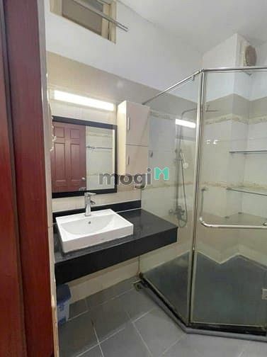 Hình ảnh Mb6623 nạp rút nhanh chóng ban công, cửa sổ thoáng mát ở được 3- 4 người giáp Quận 10