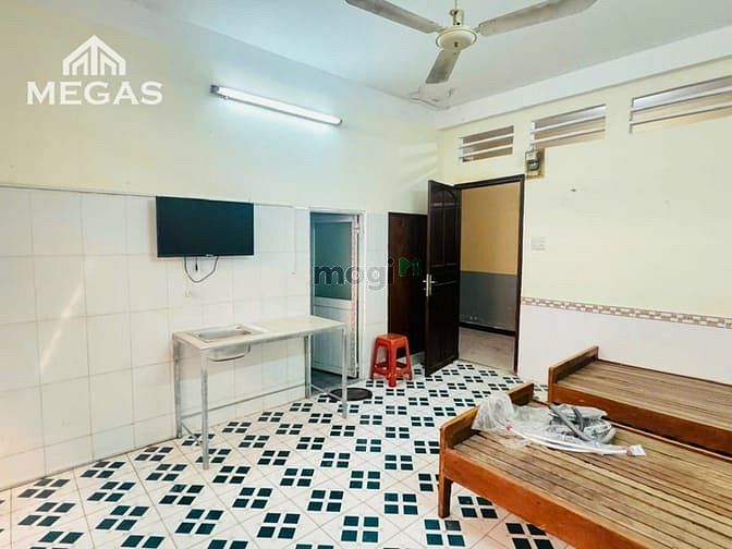 Hình ảnh phòng studio có nội thất tại lê văn việt