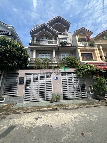 Hình ảnh Bán nhà khu biệt thự 204 Nguyễn Văn Hưởng Thảo Điền Quận 2 TP Thủ đức