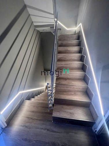 Hình ảnh MẶT TIỀN TRẦN HƯNG ĐẠO QUẬN 1 - MỞ SPA - 40 triệu - Gía tốt nhất!!!