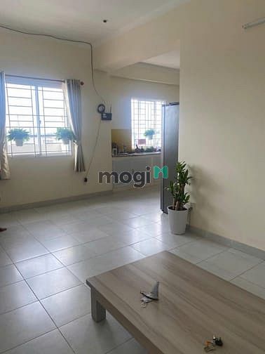 Hình ảnh Chung cư 590, CMT8,P11, Quận 3:97m2,3p ngủ,2wc,NTCB, 16tr