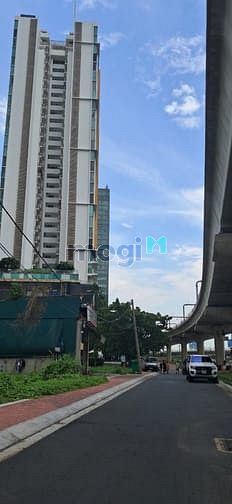 Hình ảnh Bán đất 6x20 mặt tiền đường song hành Hà Nội Q.2 giá 25 tỷ