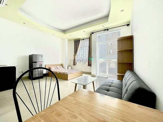 Hình ảnh Studio cửa số ban công thoáng mát Quận 10 gần ĐH Bách Khoa