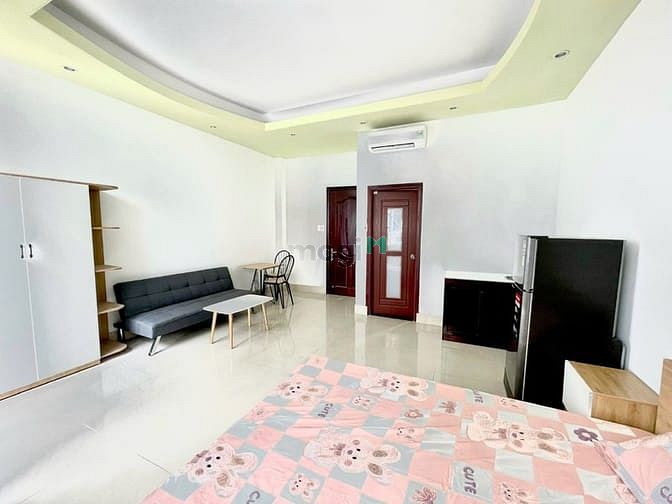 Hình ảnh Studio cửa số ban công thoáng mát Quận 10 gần ĐH Bách Khoa