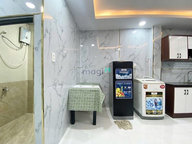 Hình ảnh Studio full nội thất, có bancol ngay ngã tư Thủ Đức, cách HUB, UTE 3P