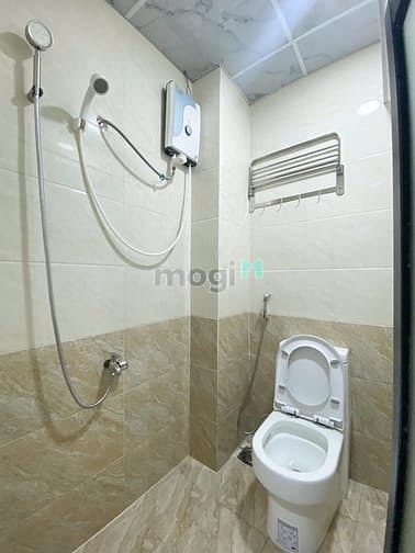 Hình ảnh Studio full nội thất, có bancol ngay ngã tư Thủ Đức, cách HUB, UTE 3P