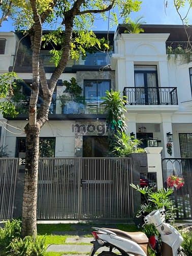 Hình ảnh Cho thuê biệt thự liên kế, Phú Mỹ Hưng, Quận 7,