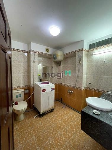 Hình ảnh Trống phòng studio có ban công