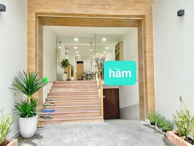 Hình ảnh Chdv thu 1 tỷ/ năm, 8 tầng, hầm, thang máy, pccc, pham văn hớn, 13.x t