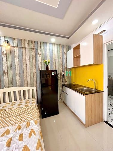 Hình ảnh Cuối tháng 10 trống phòng cửa sổ lớn 40m2 Phú Nhuận