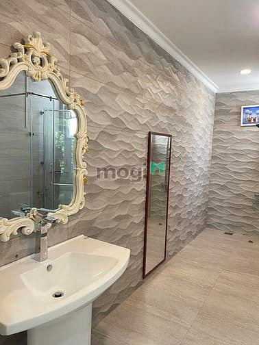 Hình ảnh Biệt thự Mỹ Phú 3 - PMH - Q7, 4PN  full nội thất. Giá thuê 40tr/tháng