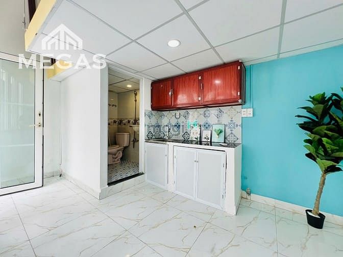 Hình ảnh Phòng DUPLEX có Sẵn Máy Lạnh Thang Máy ngay Bình Trị Đông