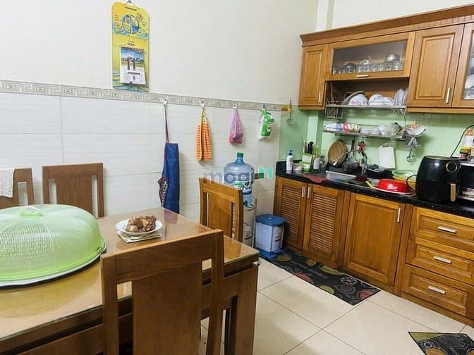 Hình ảnh nhà 4 tầng mặt tiền đường ba vân