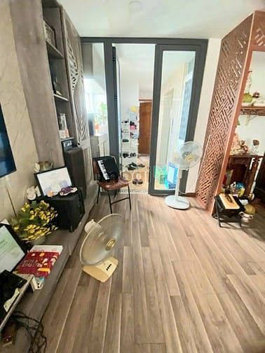 Hình ảnh nhà 6 tầng hẻm xe tải thông bàu bàng