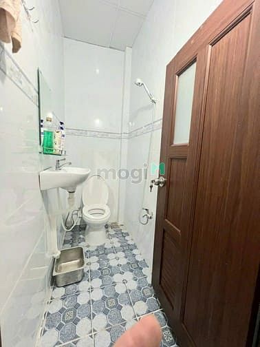 Hình ảnh nhà 2 tầng hẻm cộng hòa phường 13