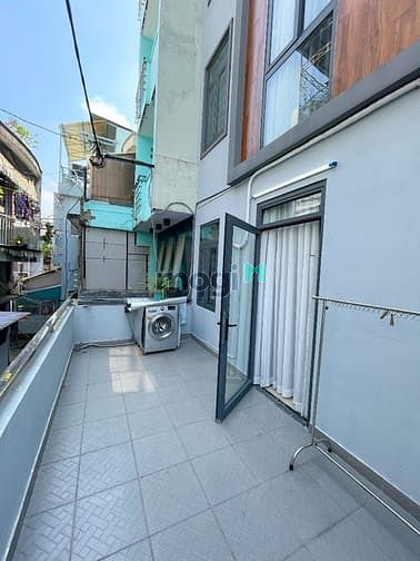 Hình ảnh Cho thuê căn studioTôn Thất Thuyết Q4 gần sân vận động Khánh Hội