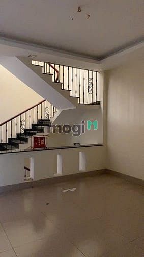 Hình ảnh nhà 3 tầng đường bàu bàng phường 13