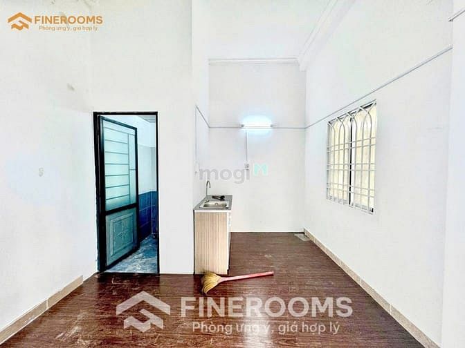 Hình ảnh Phòng trọ cho thuê có ban công gần Etown