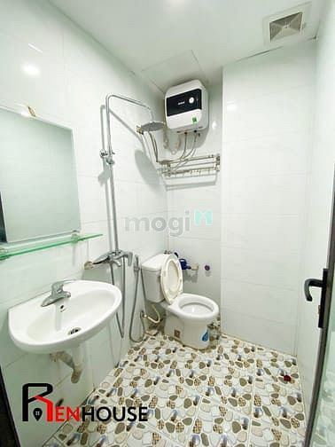 Hình ảnh Cho thuê studio cửa sổ đầy đủ nội thất ngay xuân thuỷ, cầu giấy
