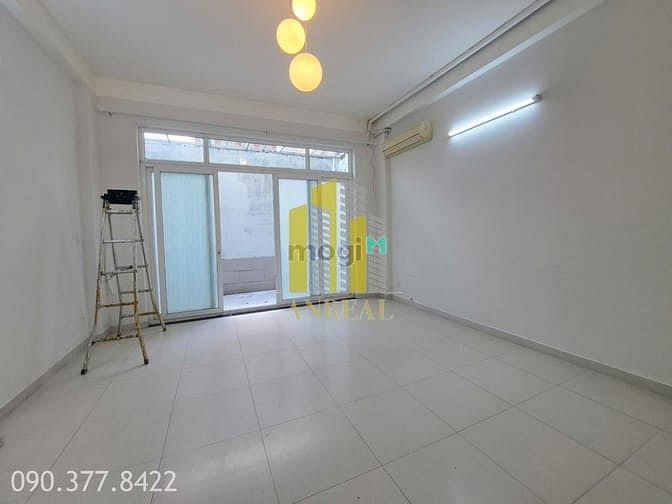 Hình ảnh Nhà Cho thuê Vị trí Kinh Doanh đường Vũ Tông Phan Giá 55 triệu