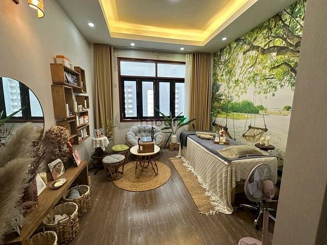Hình ảnh nhà 5 tầng mặt tiền đường bình giã