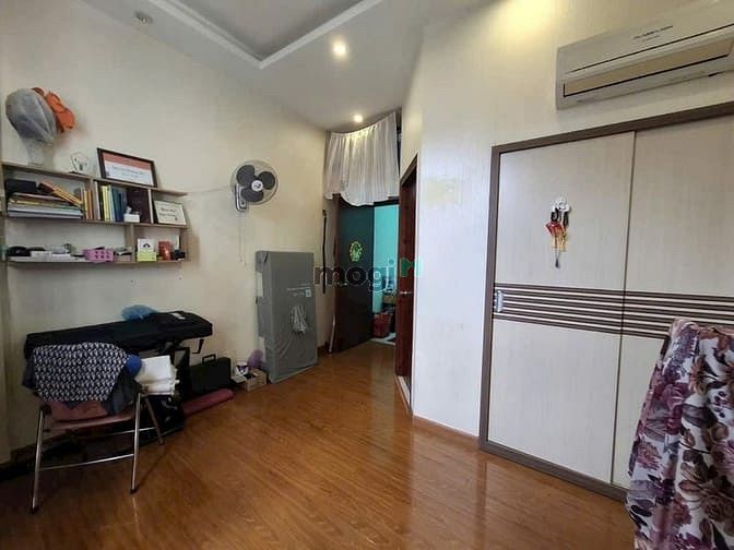 Hình ảnh nhà 3 tầng hẻm kd đường hoàng hoa thám