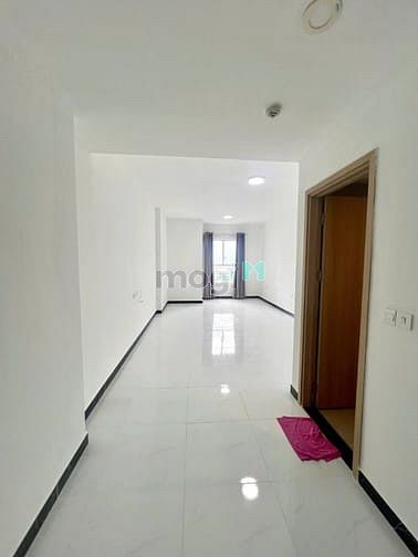 Hình ảnh OT 38m2, Rèm - Máy Lạnh Gía 9.5Tr/Tháng Sunrise City View - Quận 7