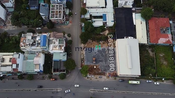 Hình ảnh Bán đất 930 m2 góc 2 mặt tiền đẹp đường Liên Phường Q.9 Giá 150 tỷ