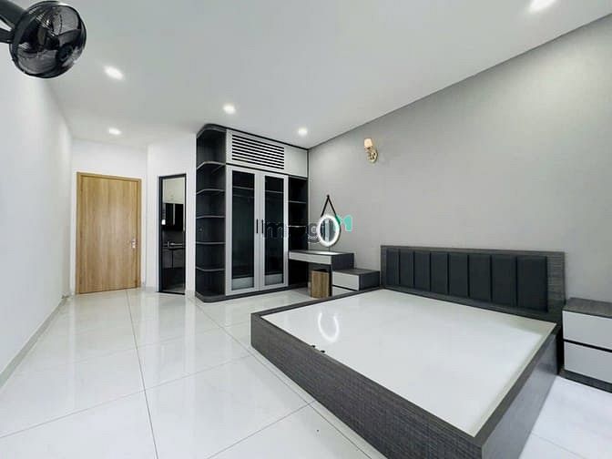 Hình ảnh CHDV cao cấp, ban công cửa sổ full NT mới 100% ngay Nguyễn Sơn - LBB