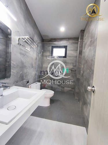 Hình ảnh Mb6623 nạp rút nhanh chóng ban công gần 45m2 CV Lê Thị Riêng, sát bên Q10