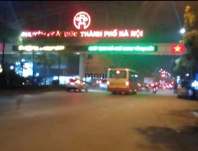 Hình ảnh HIẾM : đất 54,7 m phân lô , đg oto tránh - sát ql32 & đh Thành Đô