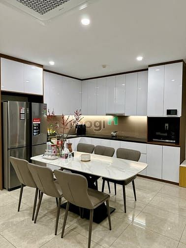 Hình ảnh Cho thuê chung cư cao cấp Vĩnh Hội - 90m2 3pn2wc - Full nội thất