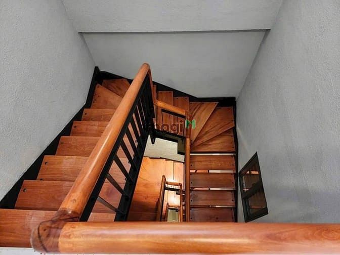 Hình ảnh Mb6623 nạp rút nhanh chóng ban công lớn gần Ngã Tư Hàng Xanh Bình Thạnh