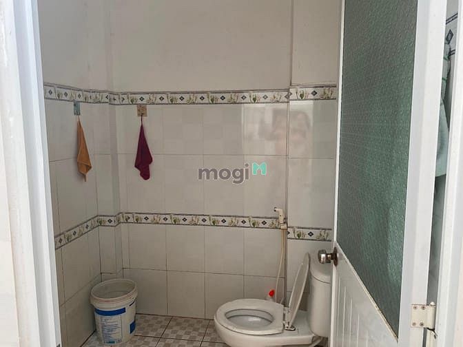 Hình ảnh Nhà cấp 4, có SHR, 2pn,1wc. Ở kdc Trần Anh