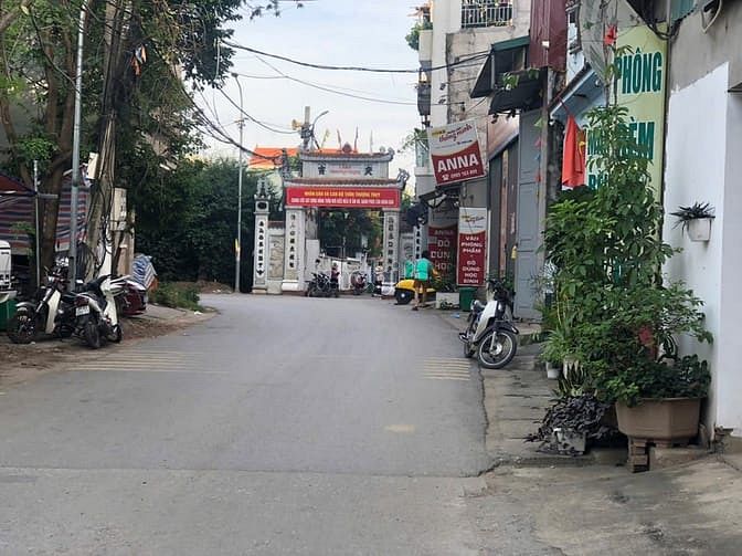Hình ảnh ĐẤT : 90m vị trí đẹp , oto vào - kd , đường container đỗ