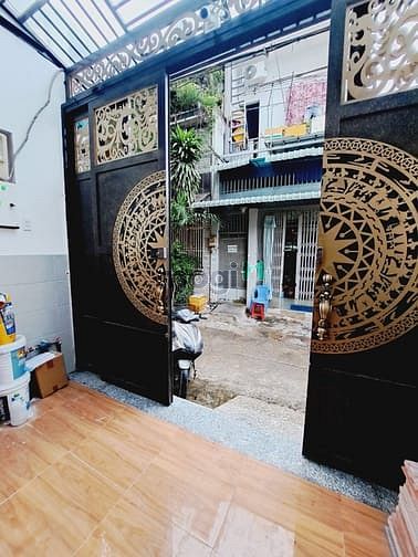 Hình ảnh Siêu phẩm CHDV Ngay Lê Văn Quới, 4 Tầng, thu nhập 30tr/th, giá 6,2 tỷ.