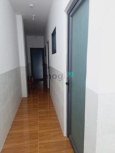 Hình ảnh Siêu phẩm CHDV Ngay Lê Văn Quới, 4 Tầng, thu nhập 30tr/th, giá 6,2 tỷ.