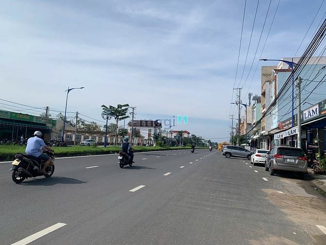 Hình ảnh Nền đẹp mặt tiền lộ 40m, Q.Bình Thuỷ, Cần Thơ - 8.7 tỷ