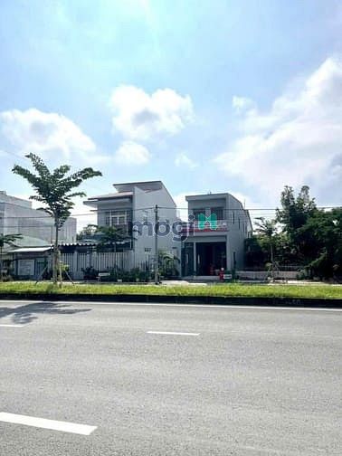 Hình ảnh Nền đẹp mặt tiền lộ 40m, Q.Bình Thuỷ, Cần Thơ - 8.7 tỷ