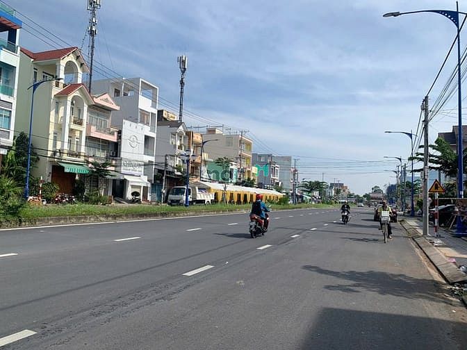 Hình ảnh Nền đẹp mặt tiền lộ 40m, Q.Bình Thuỷ, Cần Thơ - 8.7 tỷ