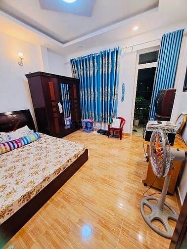Hình ảnh Bán nhà Phạm Văn Bạch, phường 15, tân bình - hẻm ô tô