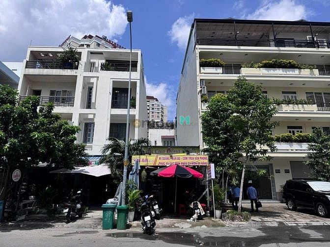 Hình ảnh Bán đât + C4 mặt tiền Đường vũ tông phan 31 tỷ
