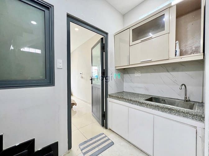 Hình ảnh Studio tách bếp tiện lợi tại Quận 4 cho thuê nhanh