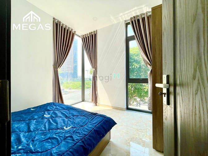 Hình ảnh Căn Hộ Ban Công Lớn Full Nội Thất Ngay VinCom Phan Văn Trị