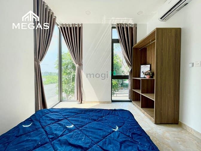 Hình ảnh Căn Hộ Ban Công Lớn Full Nội Thất Ngay VinCom Phan Văn Trị