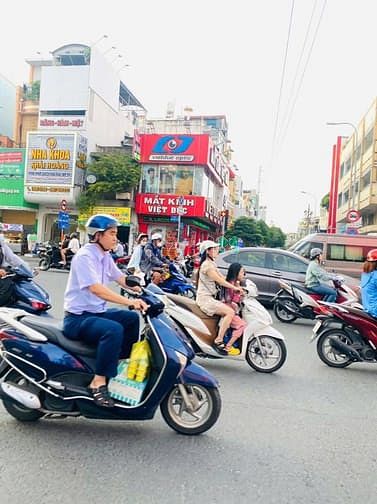 Hình ảnh Bán nhà mặt tiền 3 lầu 148 PHAN ĐĂNG LƯU p3 PHÚ NHUẬN (Ngã 4 PXL - PN)