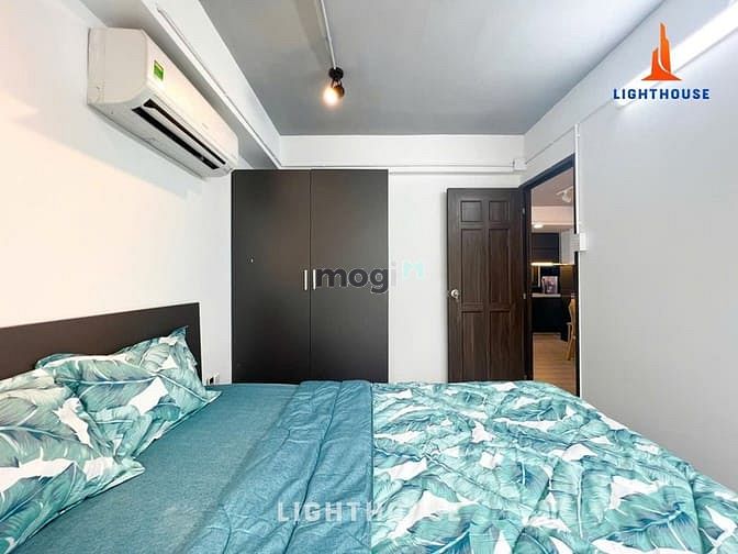 Hình ảnh Mb6623 nạp rút nhanh chóng 2PN 50m2 cửa sổ lớn gần sân bay TSN, Đh Huflit